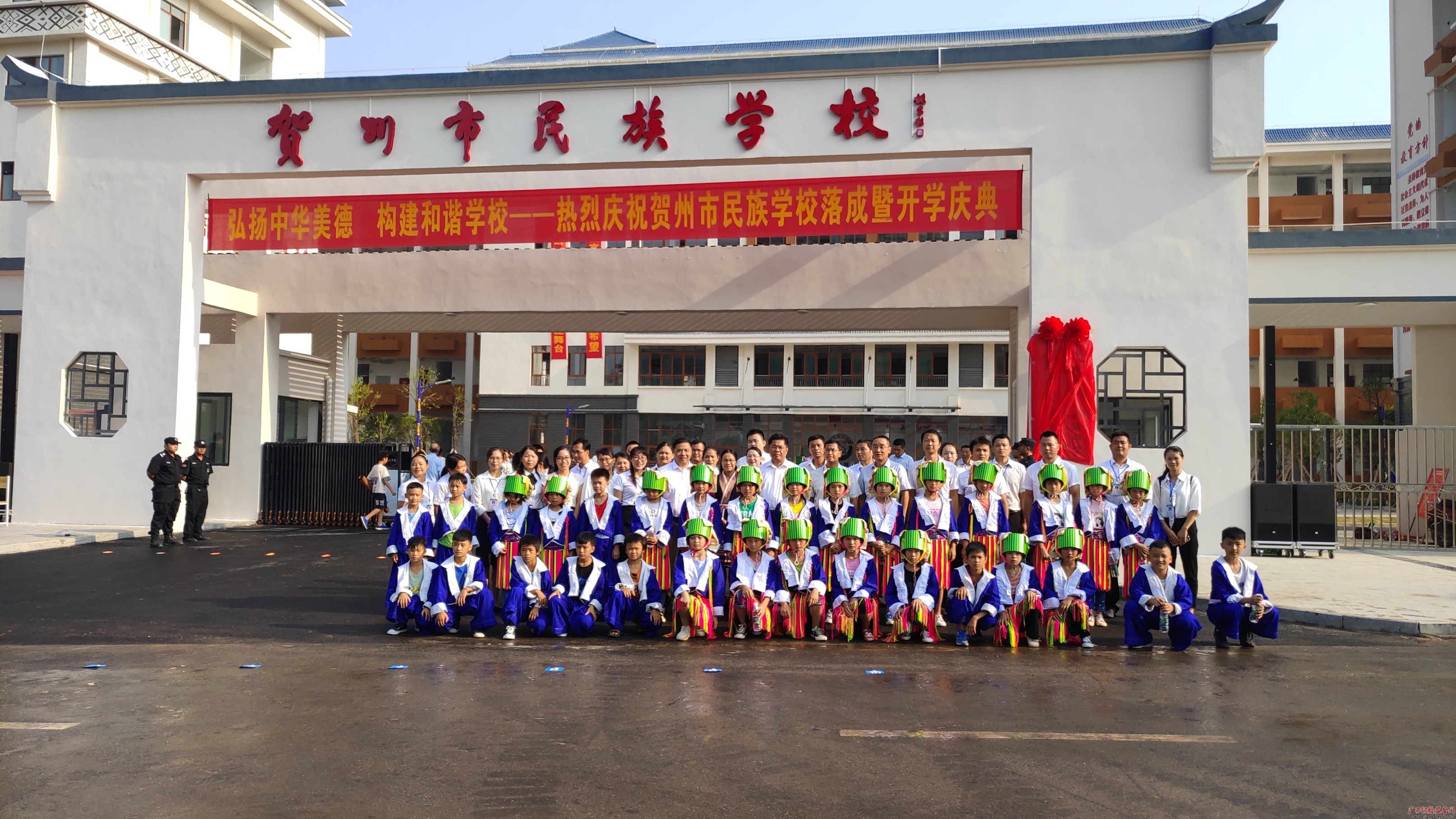 平桂区：强化监督推动解决土瑶儿童“上学难”问题
