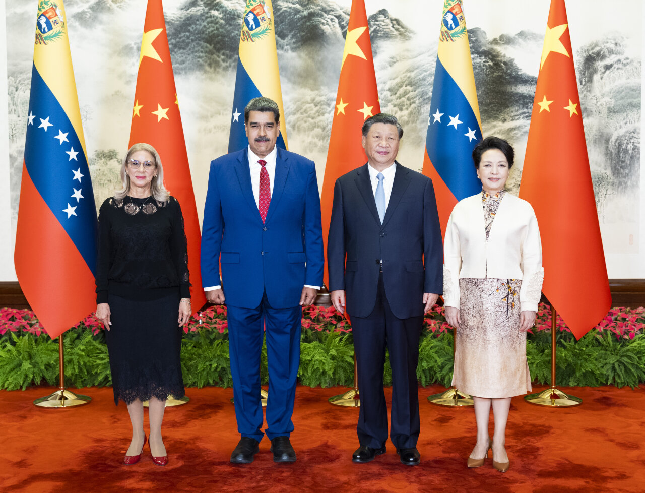 习近平同委内瑞拉总统马杜罗会谈