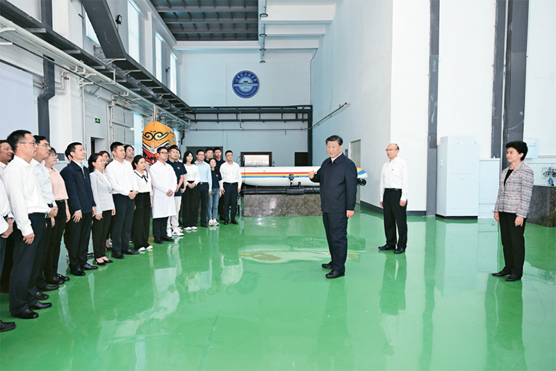 《求是》杂志发表习近平总书记重要文章《扎实推动教育强国建设》