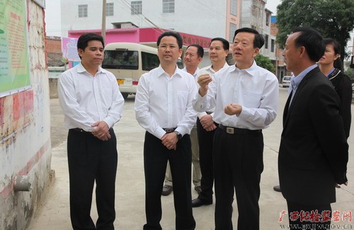 石生龙:把作风建设作为第一保障推动县域经济社会持续健康发展