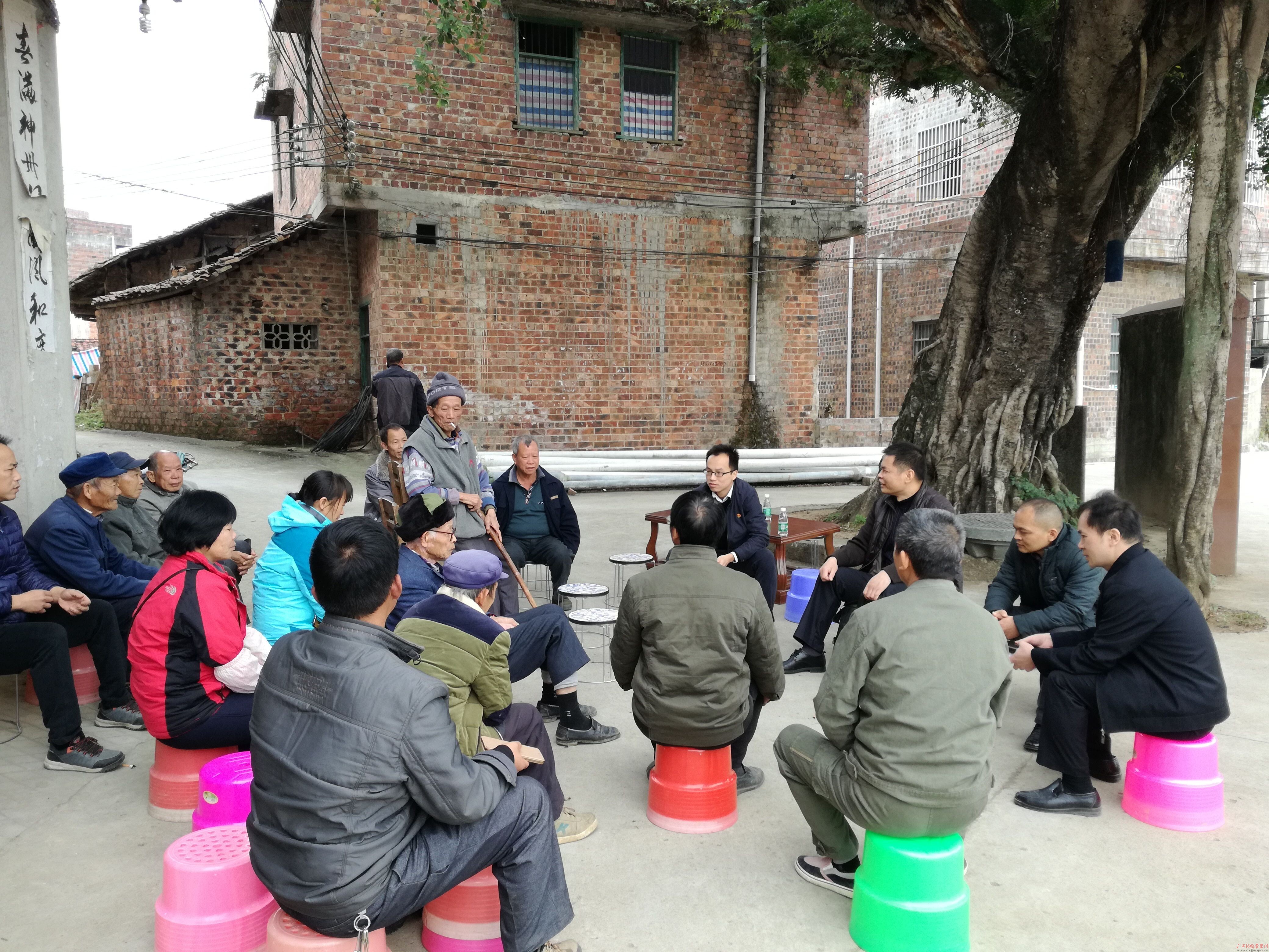 镜头|精准监督执纪  决战脱贫攻坚