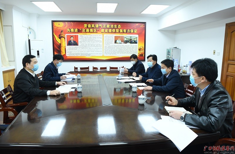 何敏到自治区交通运输厅监督检查