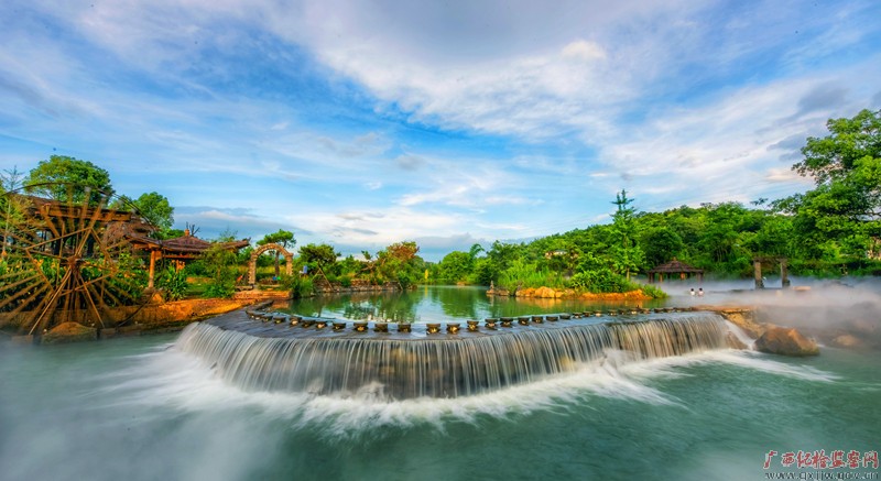 灌阳县文市镇大湾村莲溪卢内,风光旖旎的景区赢得了周边市县游客的