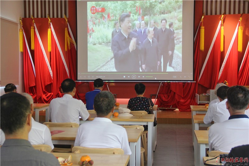 自治区纪委监委机关离退休干部党员党史学习教育持续走深走实