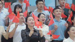 “红色歌曲大家唱”快闪视频网络投票活动开始啦!快来投上你宝贵的一票吧!