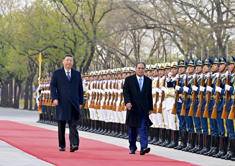 习近平同密克罗尼西亚联邦总统西米纳会谈