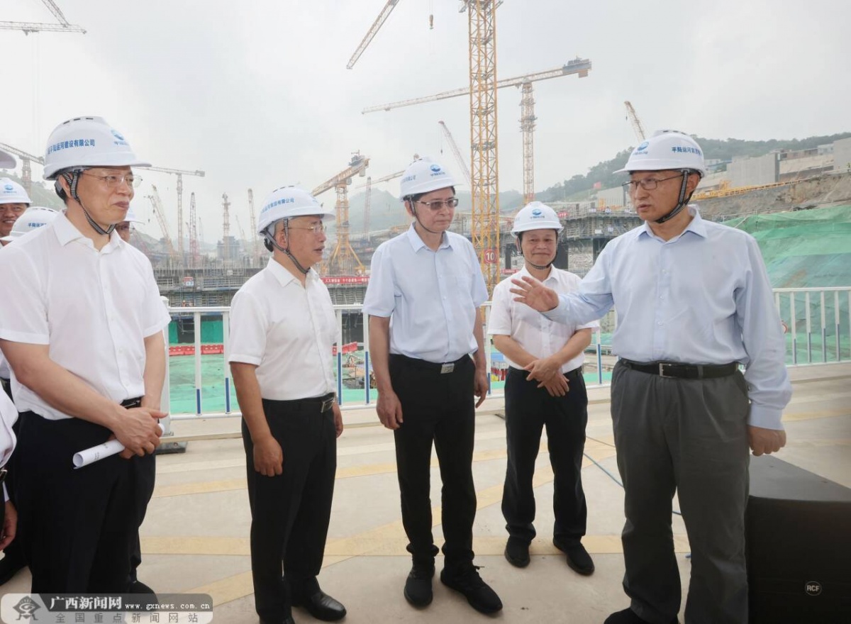 刘宁蓝天立率队深入钦州市实地考察平陆运河建设情况并召开平陆运河建设现场推进会