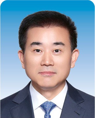 综合发挥党的纪律教育约束、保障激励作用