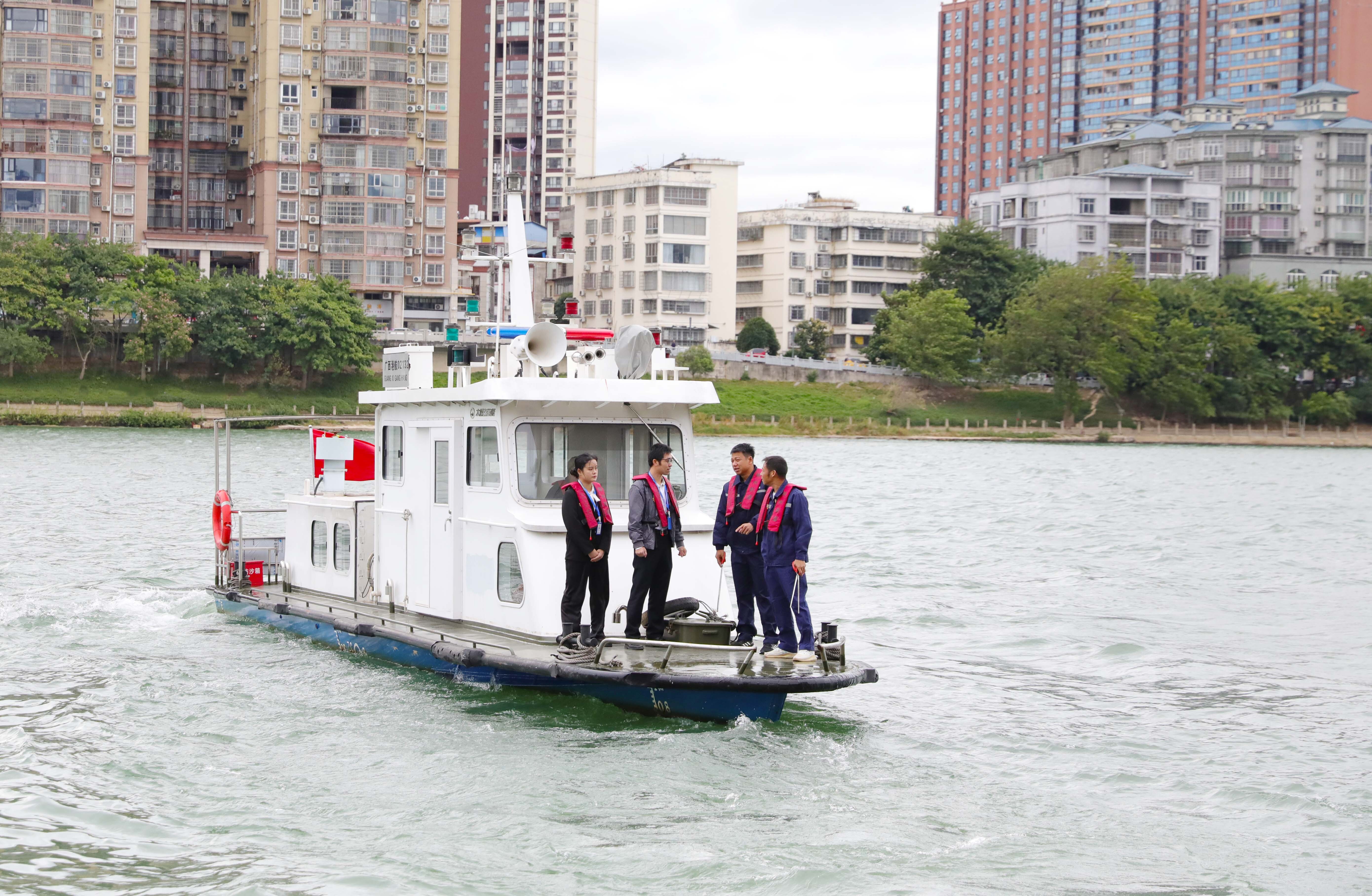 镜头丨监督守护绿水青山