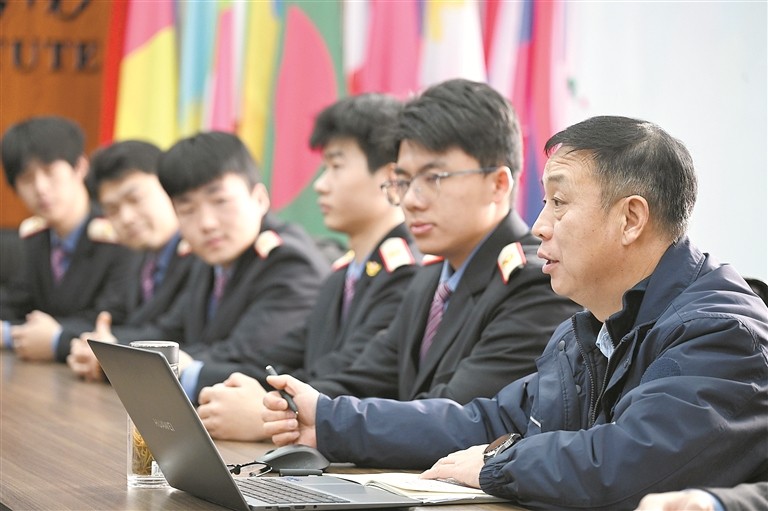 �����л� | �������� Ϊ����