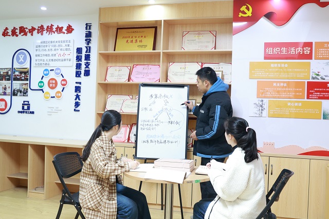 �����ͷ�ح����鴦���ݡ�Ĭ���ض���ϵ��ıȡ˽����Ϊ