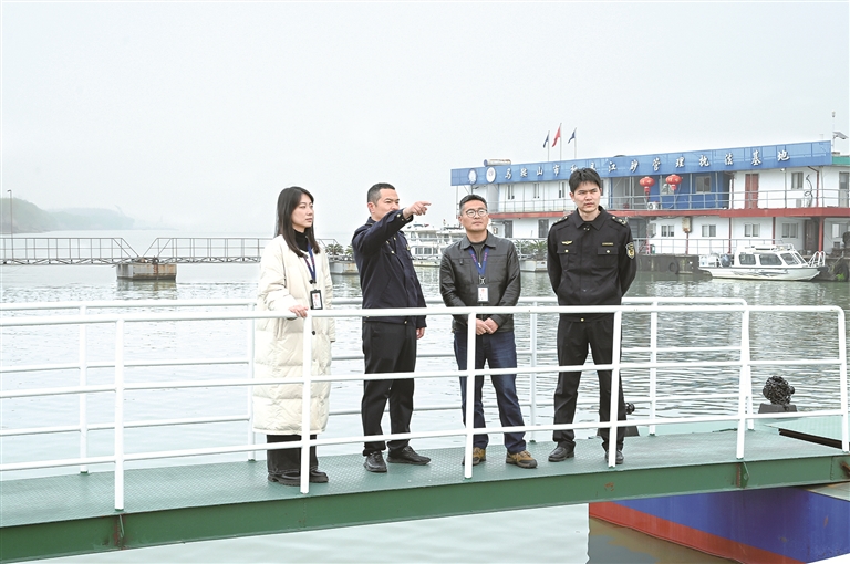 ��ȹ�עح��д��ɫ��չ����֮��