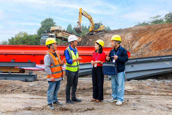 贯彻落实五次全会精神·践悟丨更加清醒坚定地推进反腐败斗争①保持高压态势不动摇