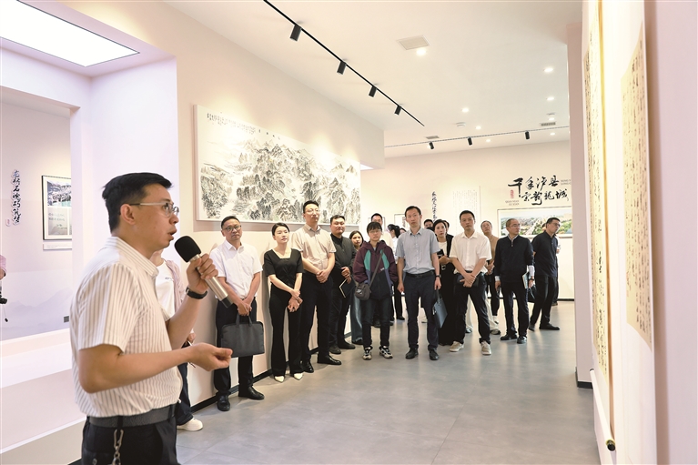 庆祝中国共产党成立105周年特别报道丨百年奋进铸辉煌 铁纪护航启新程
