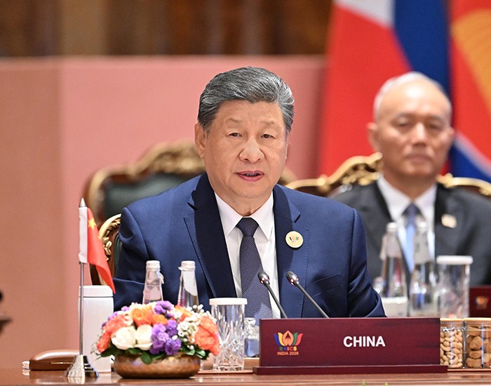 习近平出席金砖国家领导人第十八次会晤第二阶段会议并发表重要讲话
